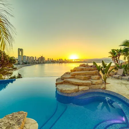 Julieta Y Romeo By Bookirentals Villa Benidorm
