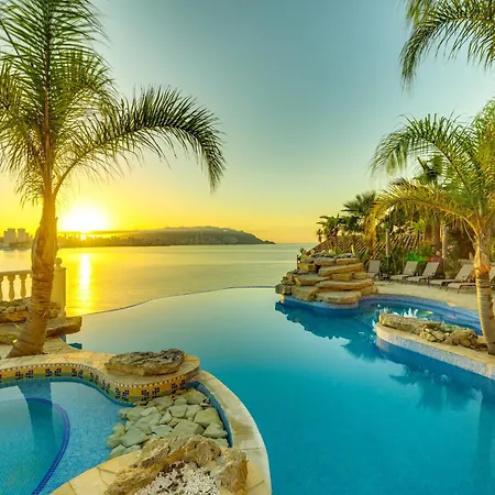 Villa Julieta Y Romeo By Bookirentals